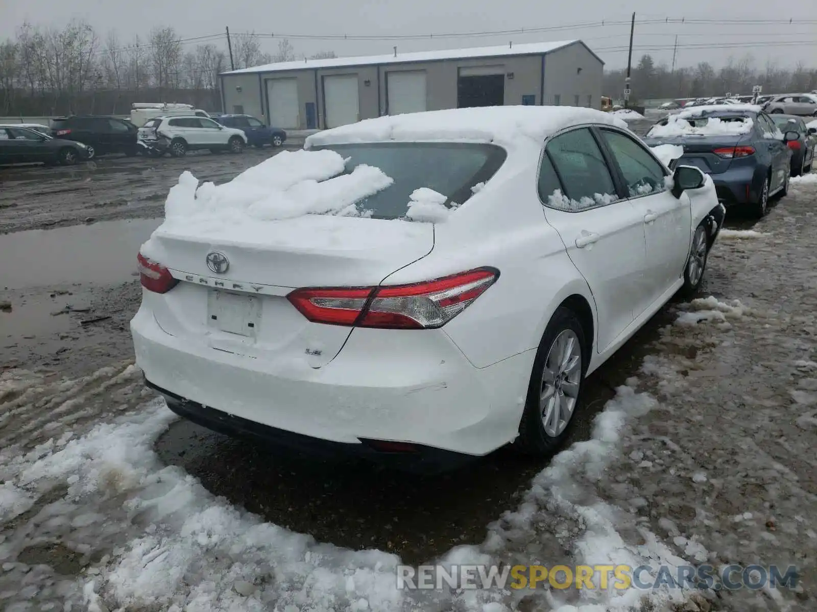 4 Photograph of a damaged car 4T1B11HK1KU801724 TOYOTA CAMRY 2019