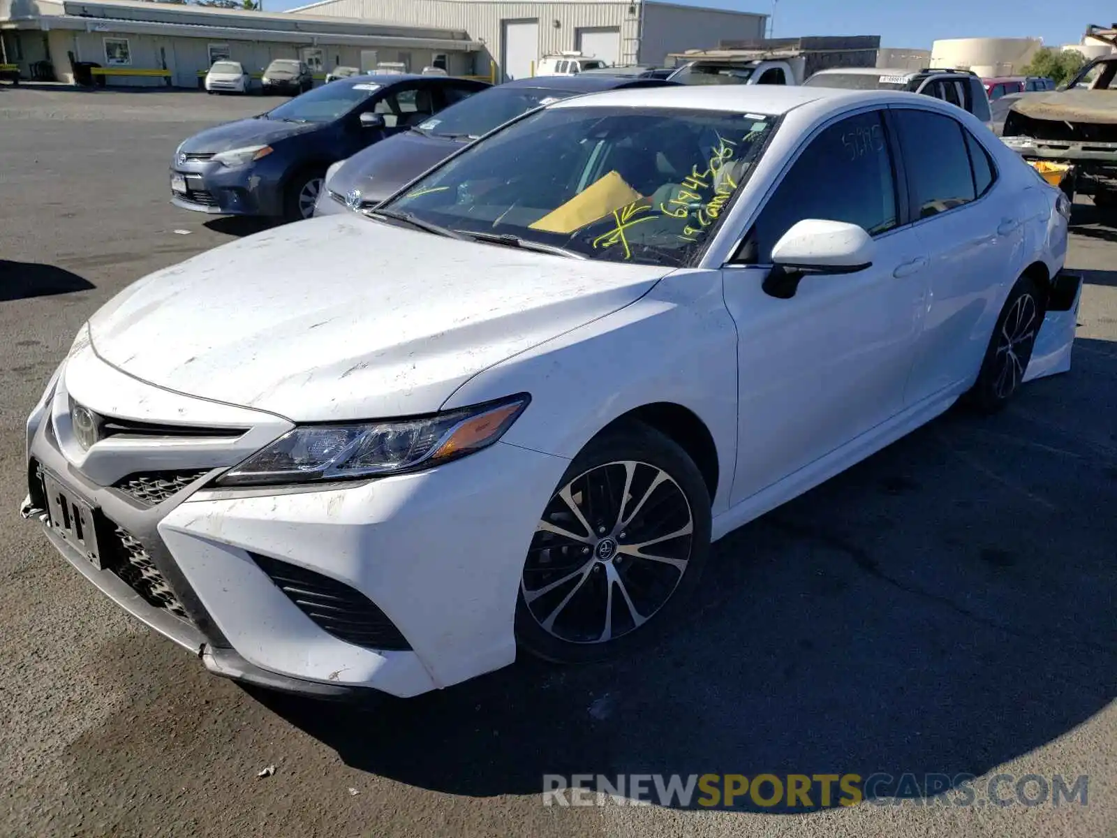 2 Photograph of a damaged car 4T1B11HK1KU802131 TOYOTA CAMRY 2019