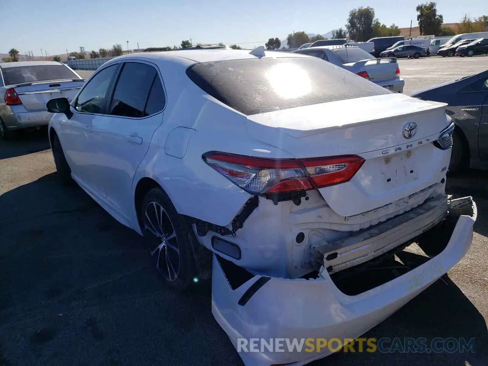 3 Photograph of a damaged car 4T1B11HK1KU802131 TOYOTA CAMRY 2019