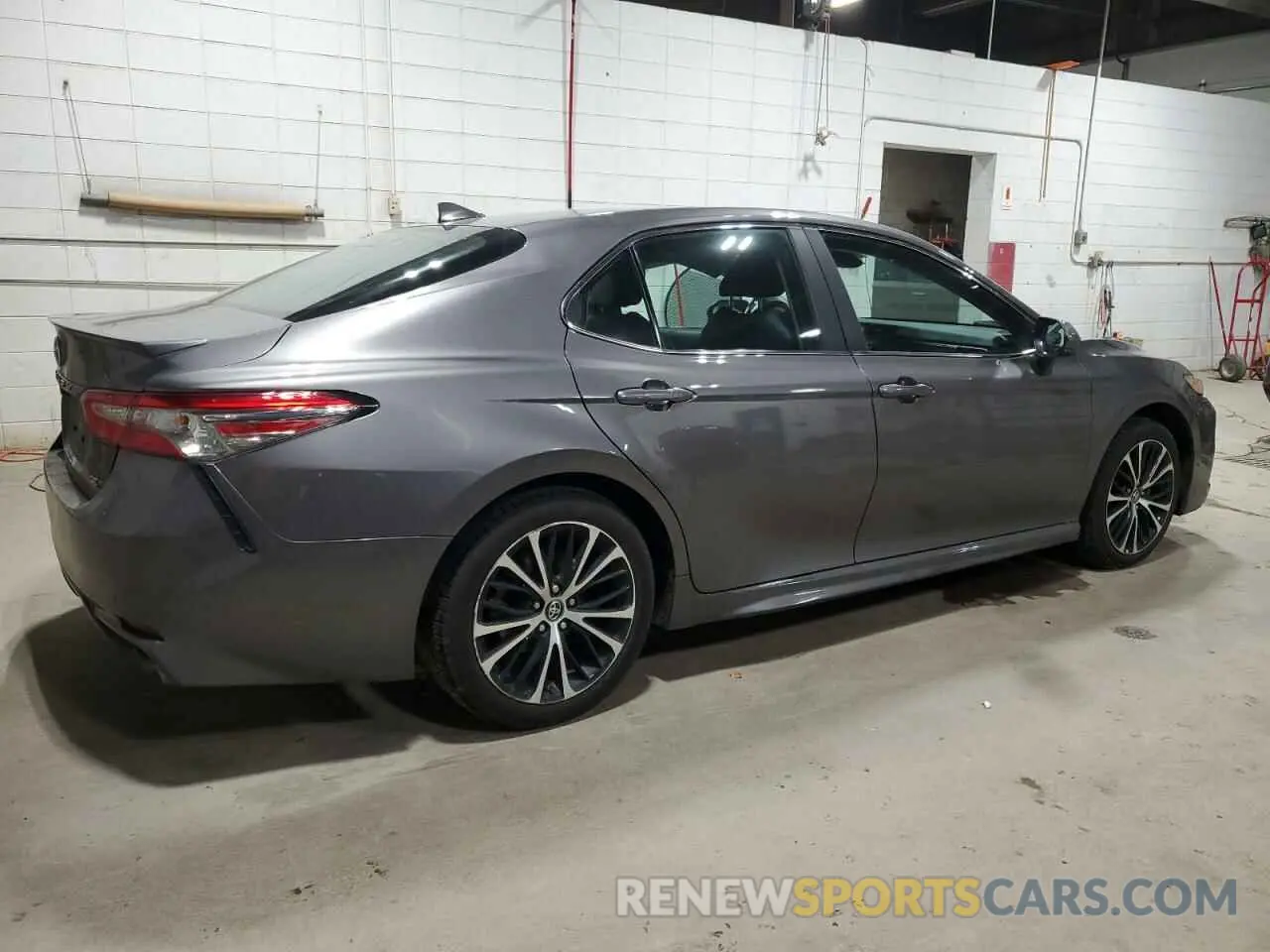 3 Photograph of a damaged car 4T1B11HK1KU803327 TOYOTA CAMRY 2019