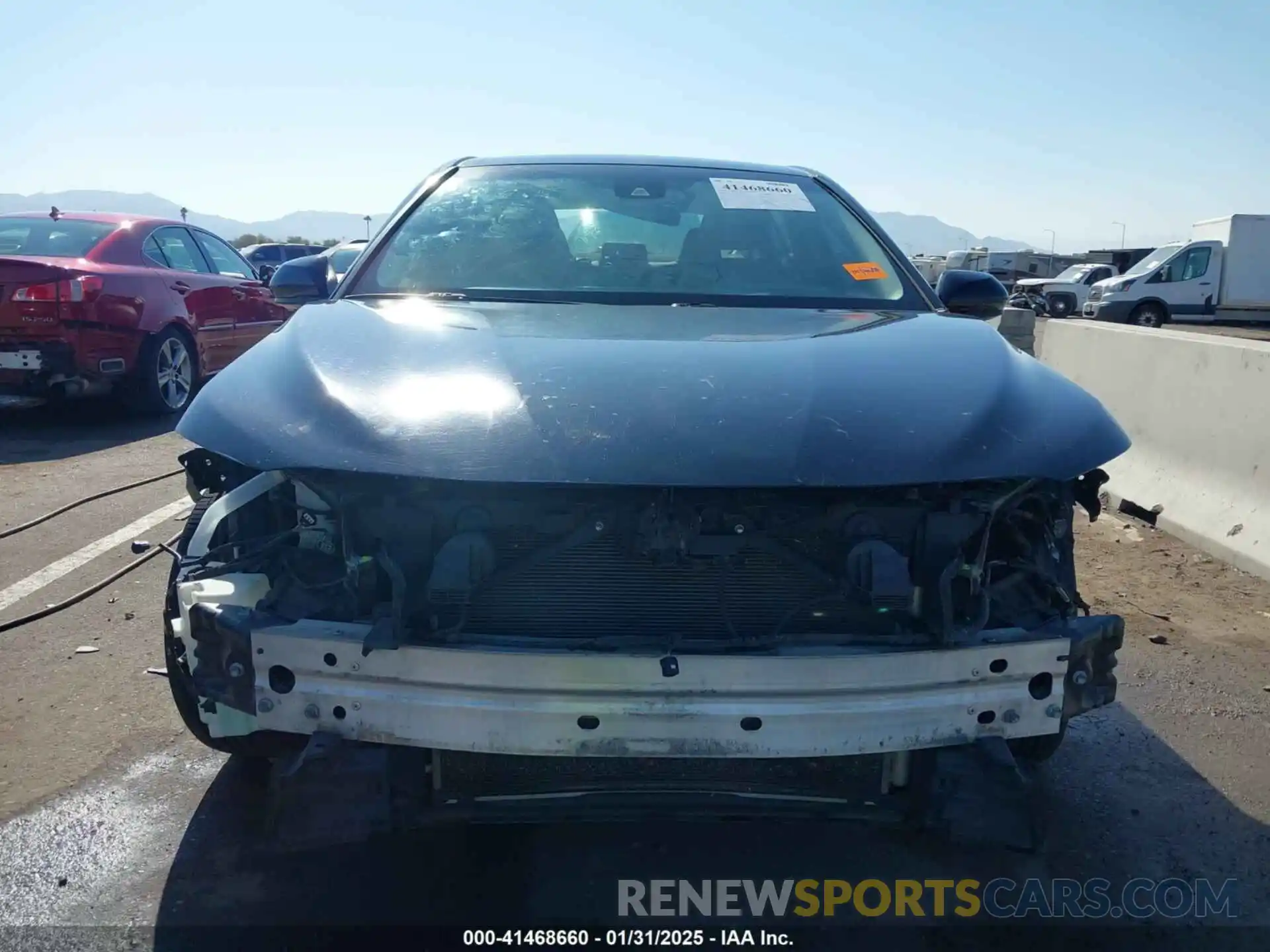 13 Photograph of a damaged car 4T1B11HK1KU803490 TOYOTA CAMRY 2019