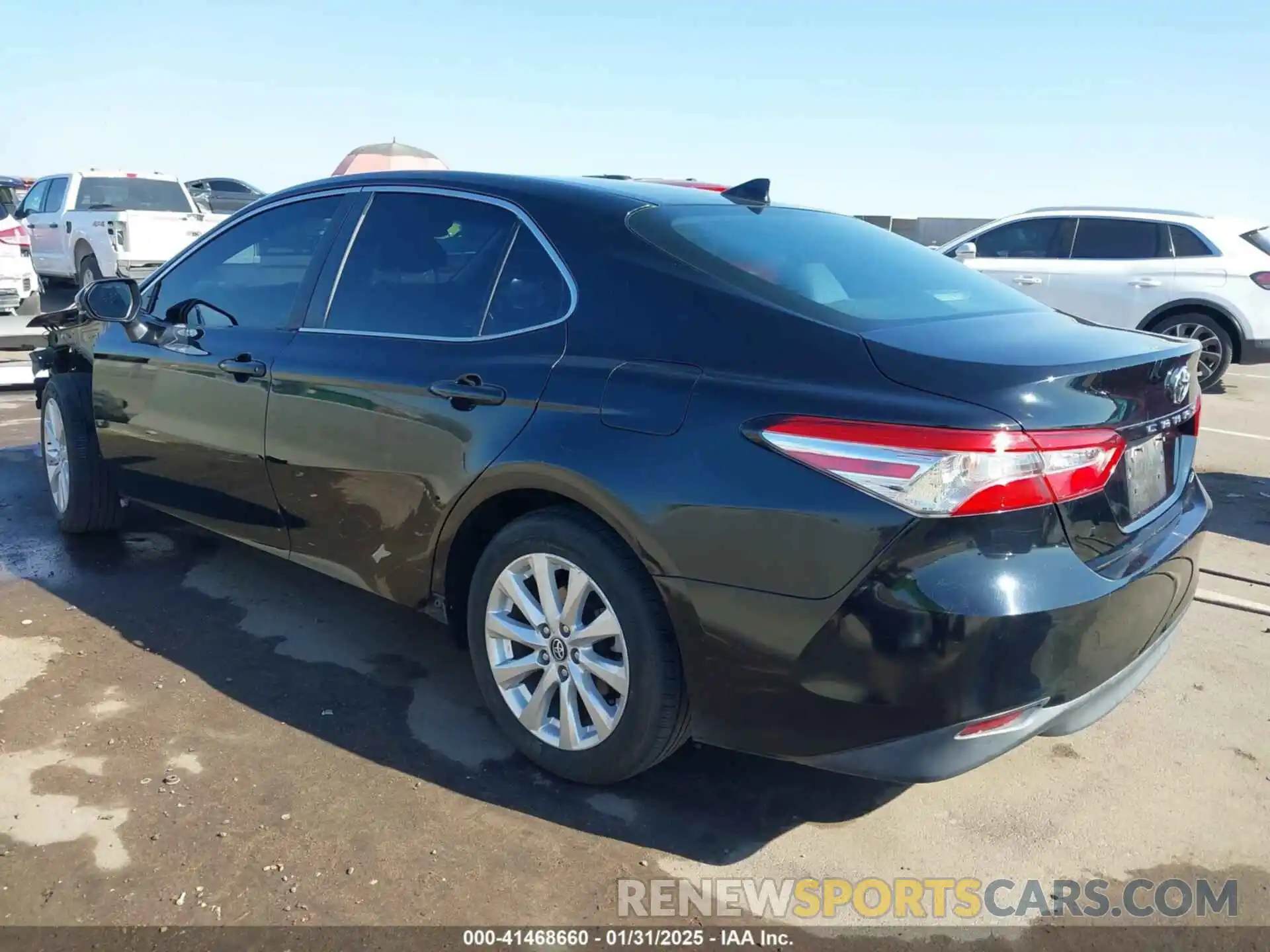 3 Photograph of a damaged car 4T1B11HK1KU803490 TOYOTA CAMRY 2019