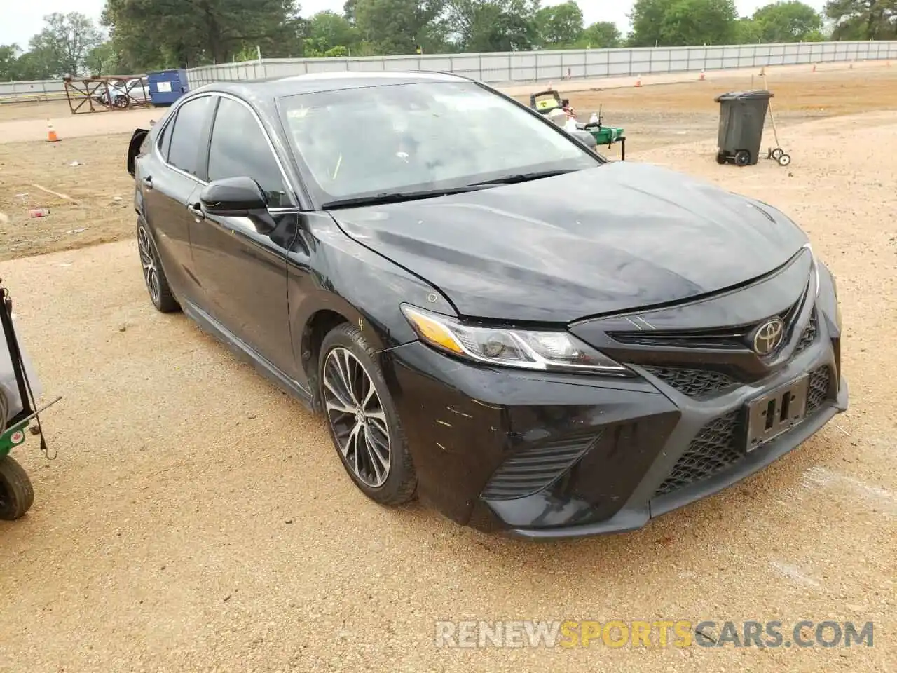 1 Photograph of a damaged car 4T1B11HK1KU803568 TOYOTA CAMRY 2019