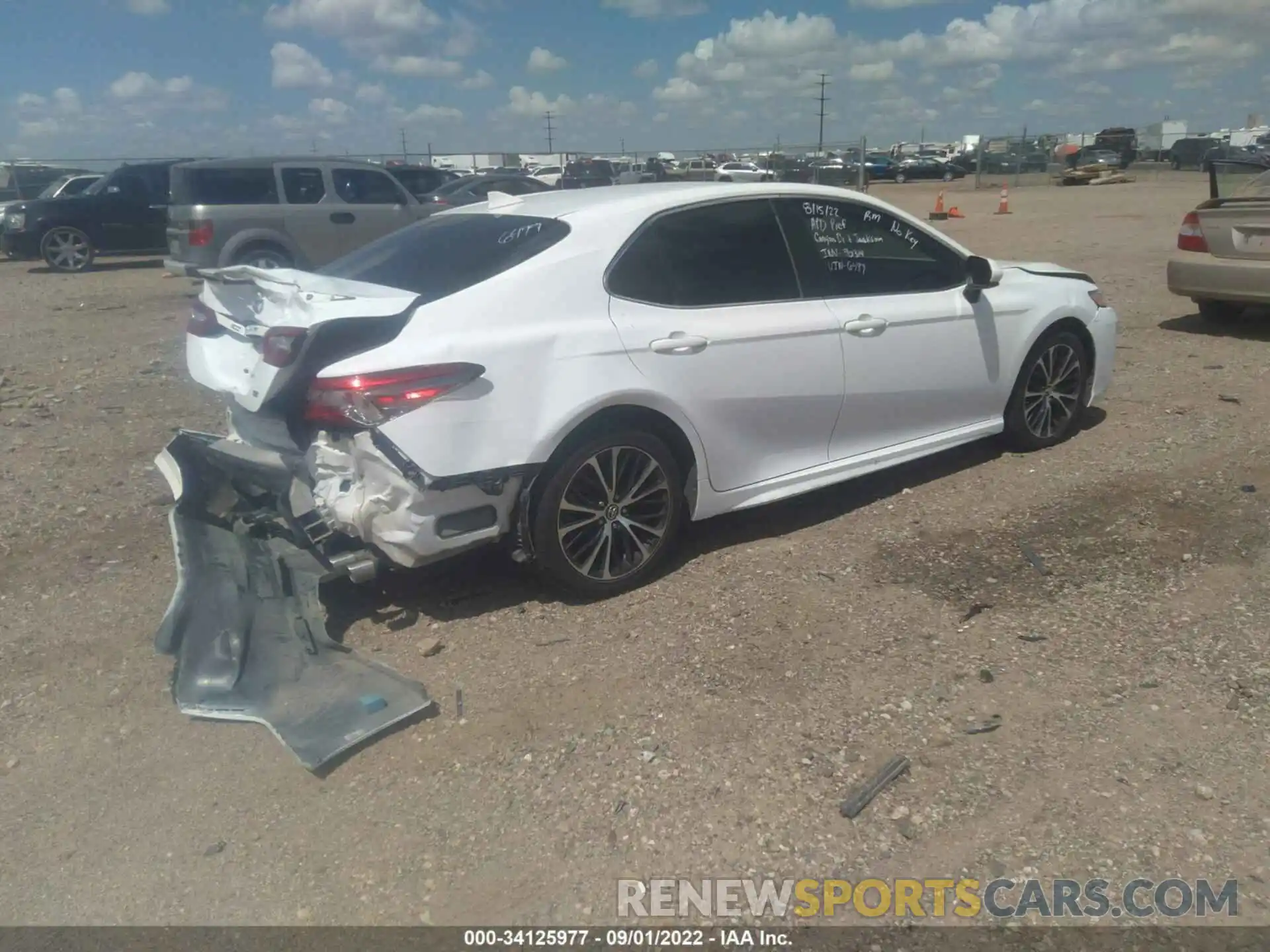 4 Photograph of a damaged car 4T1B11HK1KU806499 TOYOTA CAMRY 2019