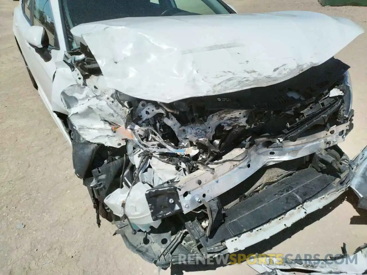 9 Photograph of a damaged car 4T1B11HK1KU808575 TOYOTA CAMRY 2019