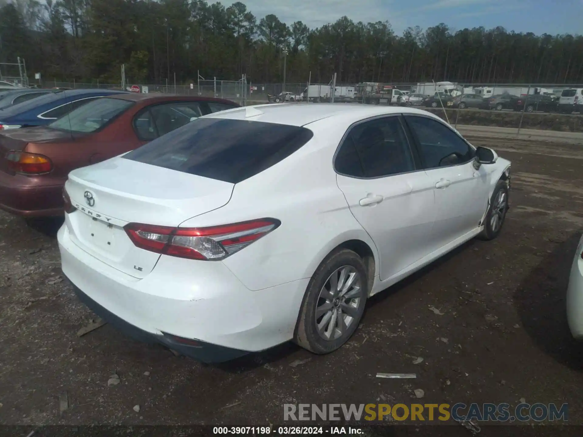 4 Photograph of a damaged car 4T1B11HK1KU808902 TOYOTA CAMRY 2019