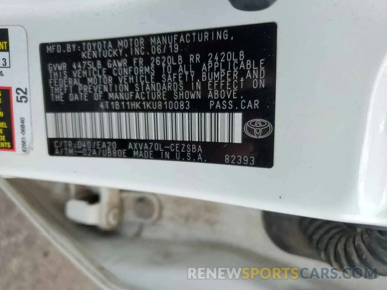 12 Photograph of a damaged car 4T1B11HK1KU810083 TOYOTA CAMRY 2019