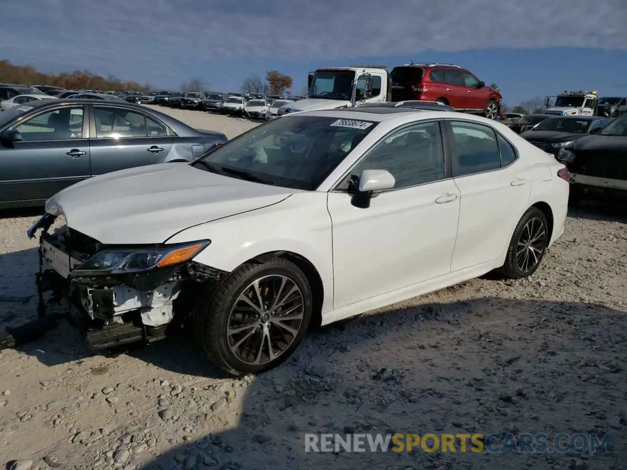 1 Photograph of a damaged car 4T1B11HK1KU810309 TOYOTA CAMRY 2019