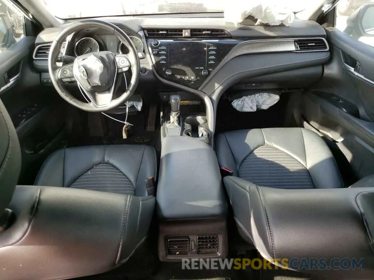 8 Photograph of a damaged car 4T1B11HK1KU810309 TOYOTA CAMRY 2019