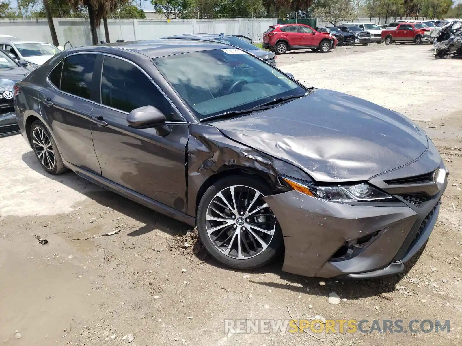 1 Photograph of a damaged car 4T1B11HK1KU811931 TOYOTA CAMRY 2019