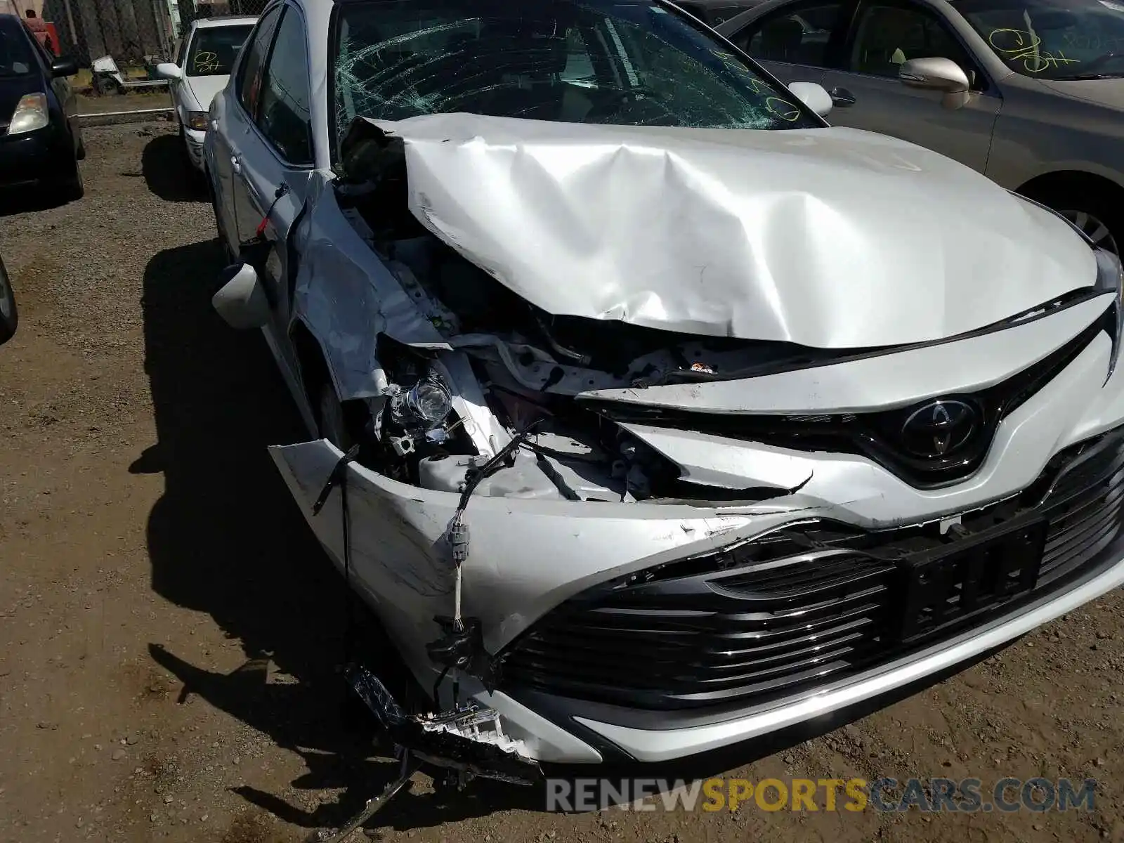 9 Photograph of a damaged car 4T1B11HK1KU813064 TOYOTA CAMRY 2019