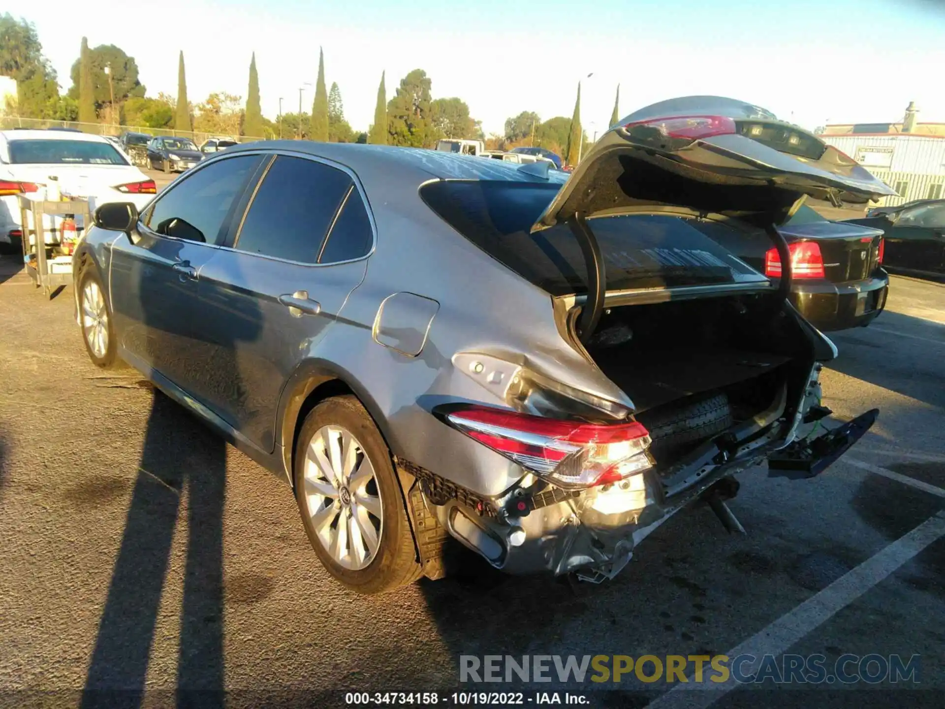 3 Photograph of a damaged car 4T1B11HK1KU816059 TOYOTA CAMRY 2019