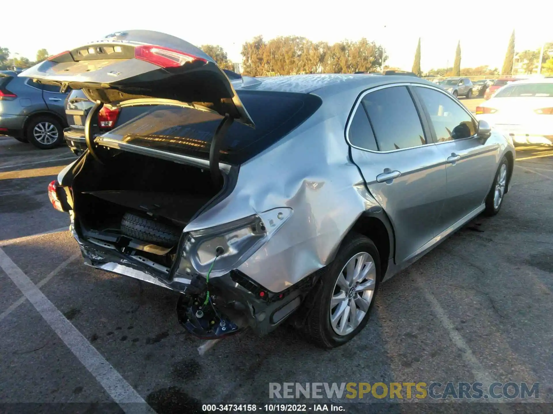 4 Photograph of a damaged car 4T1B11HK1KU816059 TOYOTA CAMRY 2019