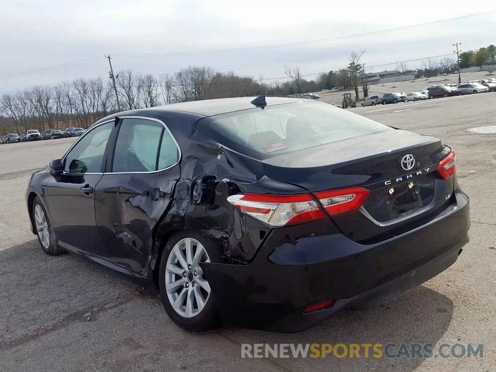 3 Photograph of a damaged car 4T1B11HK1KU816143 TOYOTA CAMRY 2019