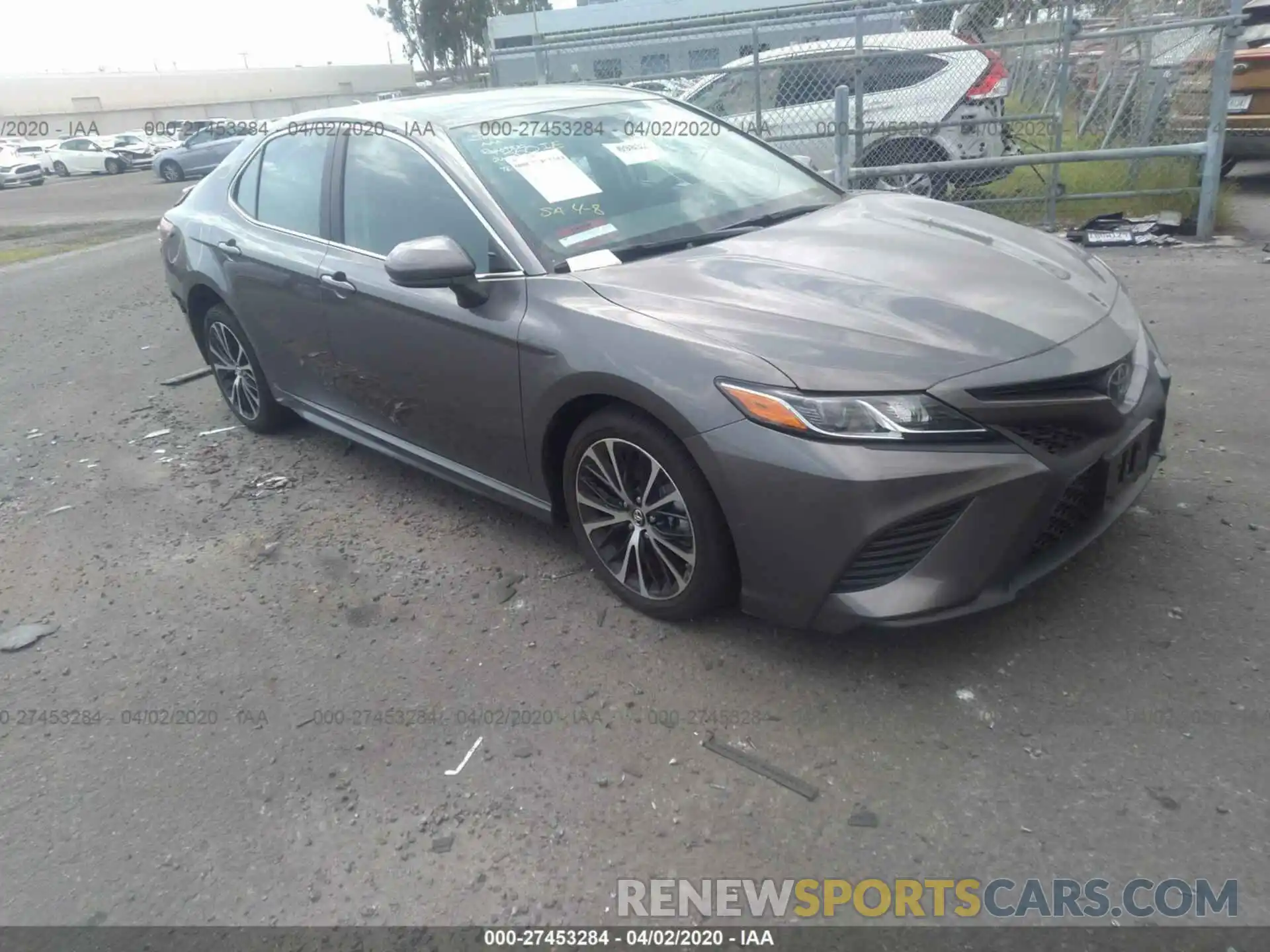 1 Photograph of a damaged car 4T1B11HK1KU816711 TOYOTA CAMRY 2019