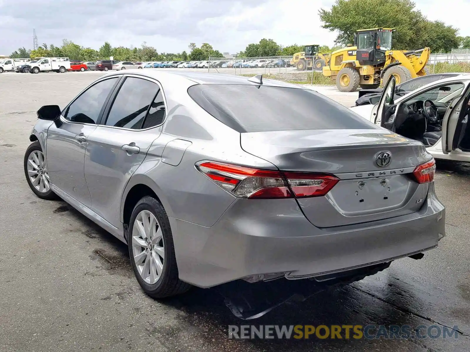 3 Photograph of a damaged car 4T1B11HK1KU816854 TOYOTA CAMRY 2019