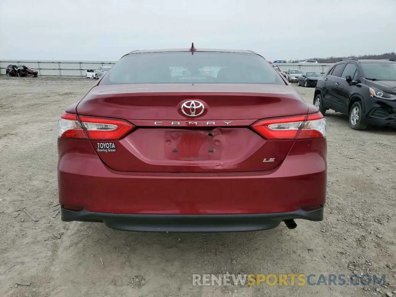 6 Photograph of a damaged car 4T1B11HK1KU819382 TOYOTA CAMRY 2019