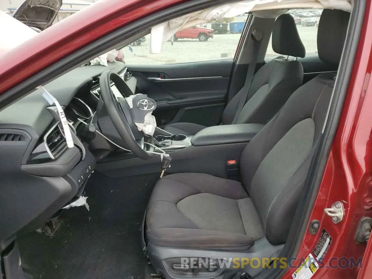 7 Photograph of a damaged car 4T1B11HK1KU819382 TOYOTA CAMRY 2019