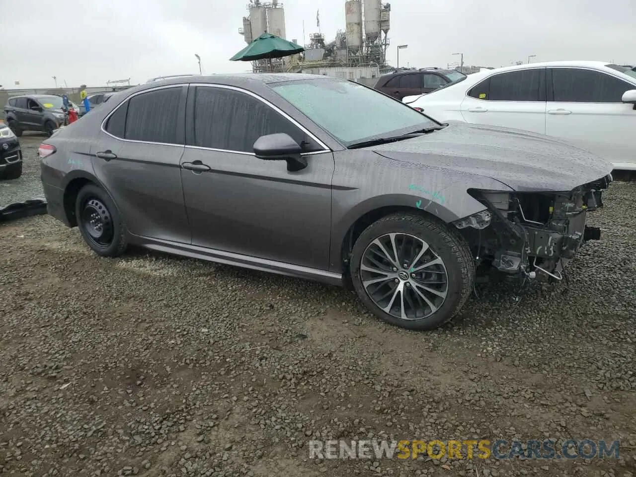 4 Photograph of a damaged car 4T1B11HK1KU820211 TOYOTA CAMRY 2019