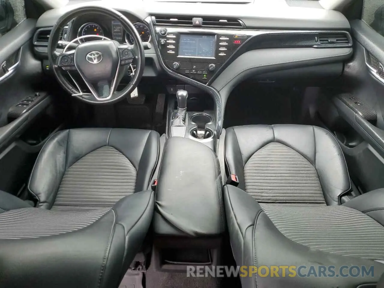 8 Photograph of a damaged car 4T1B11HK1KU820211 TOYOTA CAMRY 2019
