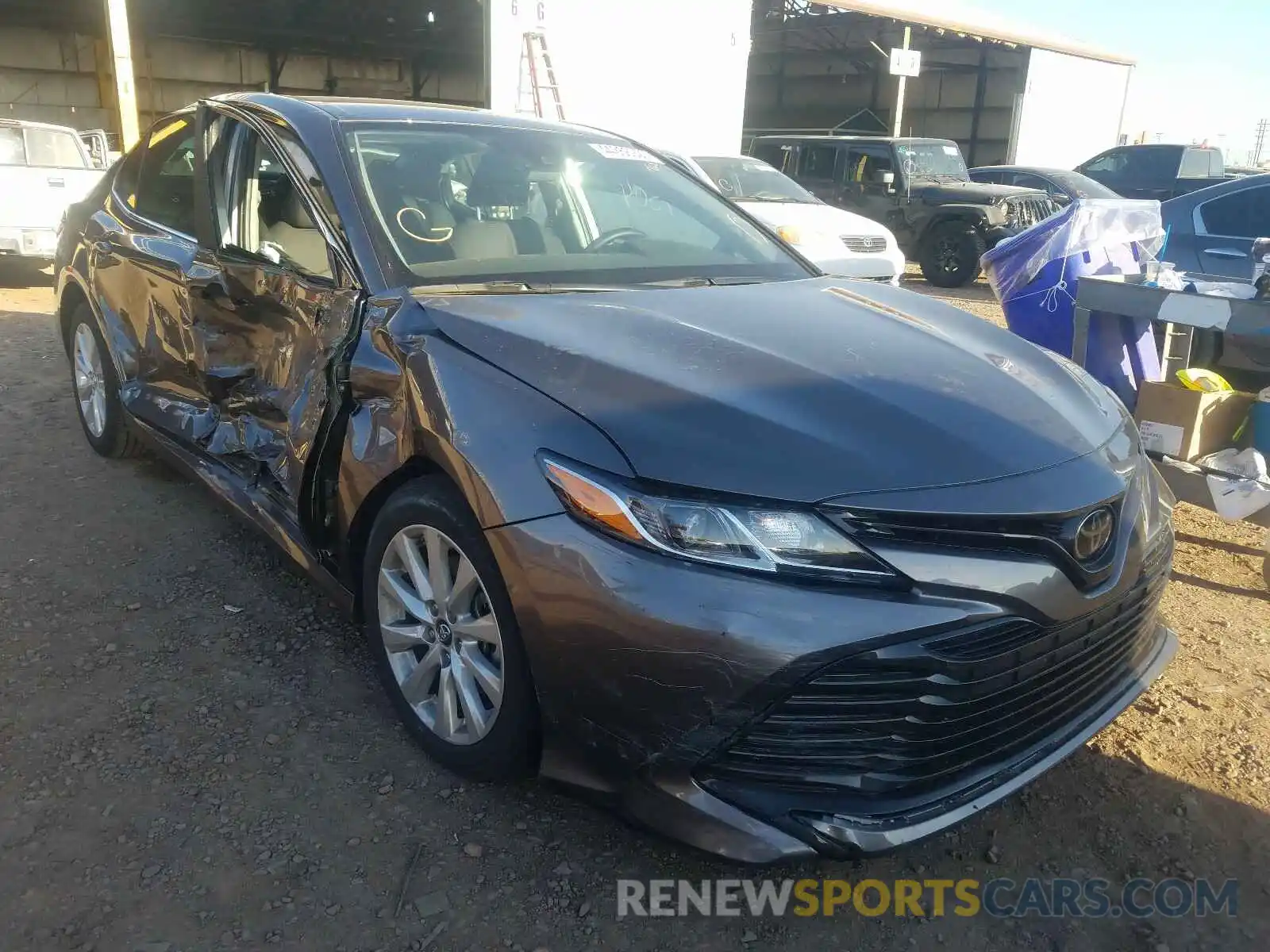 1 Photograph of a damaged car 4T1B11HK1KU824338 TOYOTA CAMRY 2019