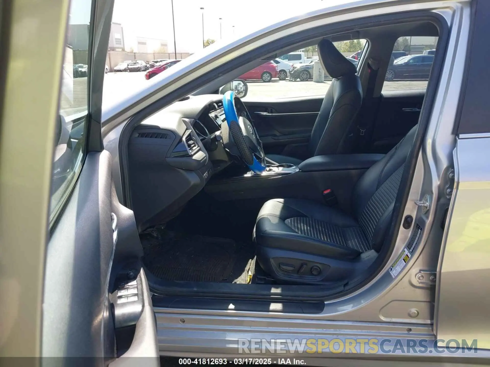 5 Photograph of a damaged car 4T1B11HK1KU831564 TOYOTA CAMRY 2019