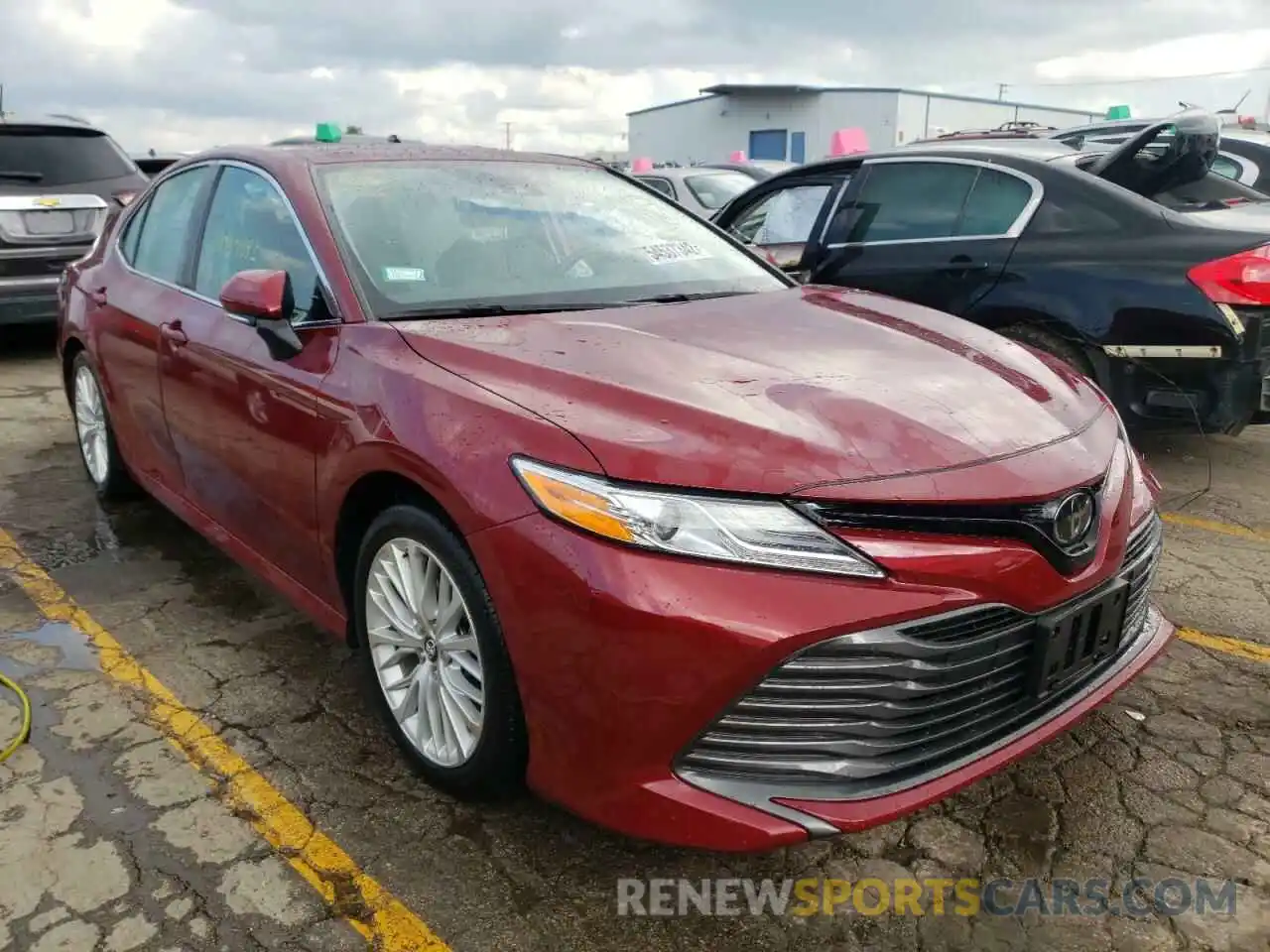 1 Photograph of a damaged car 4T1B11HK1KU831628 TOYOTA CAMRY 2019