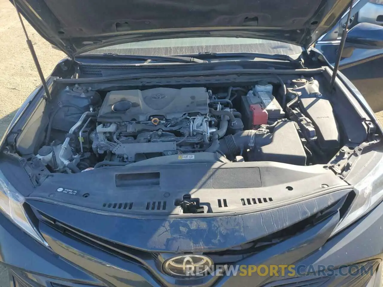 11 Photograph of a damaged car 4T1B11HK1KU834173 TOYOTA CAMRY 2019