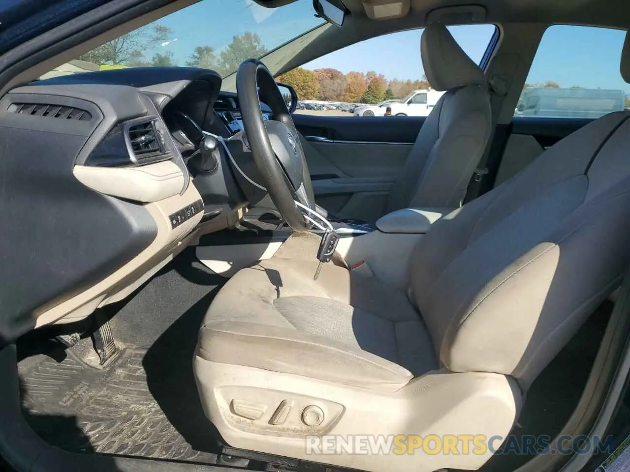 7 Photograph of a damaged car 4T1B11HK1KU834173 TOYOTA CAMRY 2019
