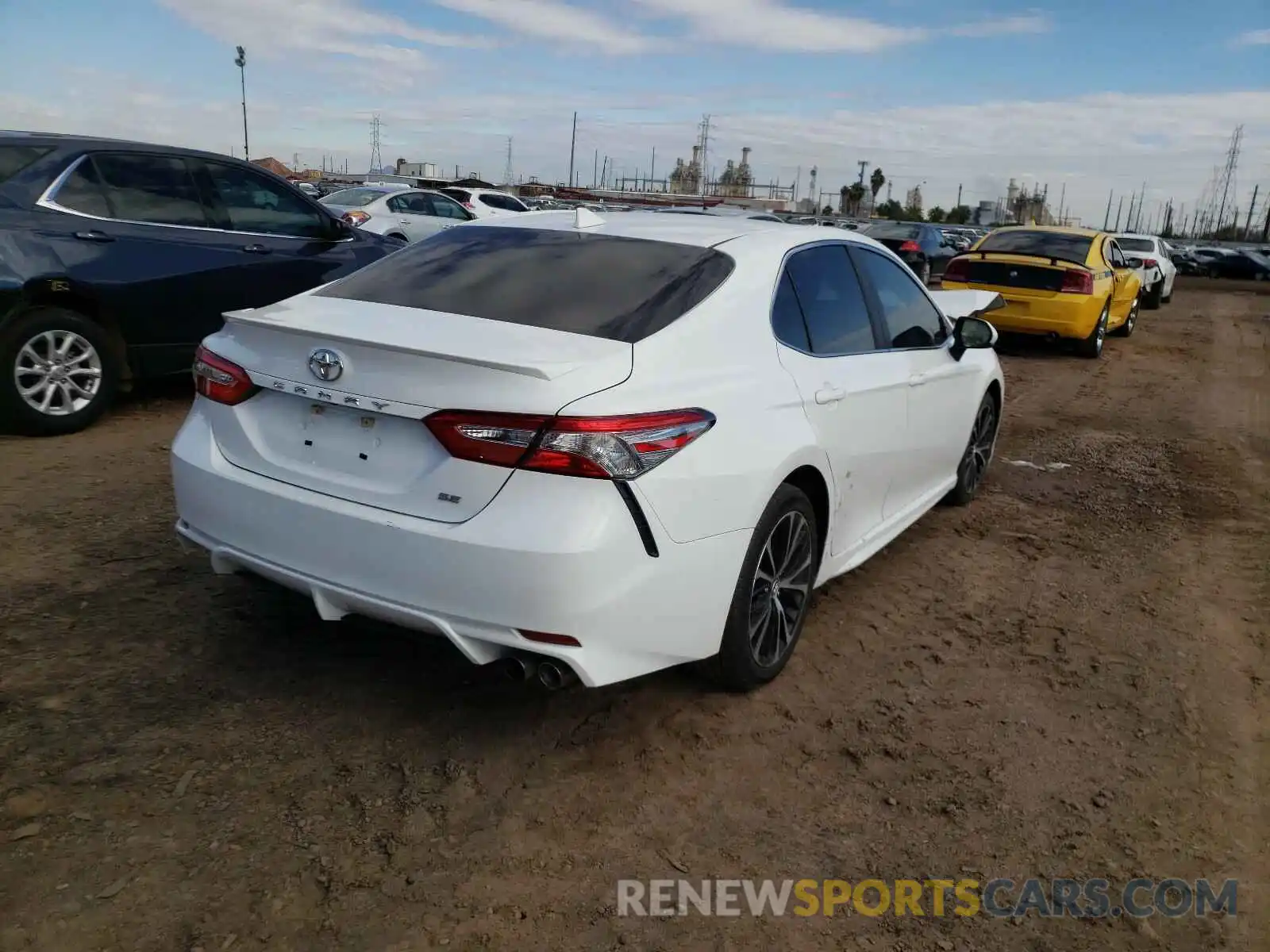 4 Photograph of a damaged car 4T1B11HK1KU836649 TOYOTA CAMRY 2019