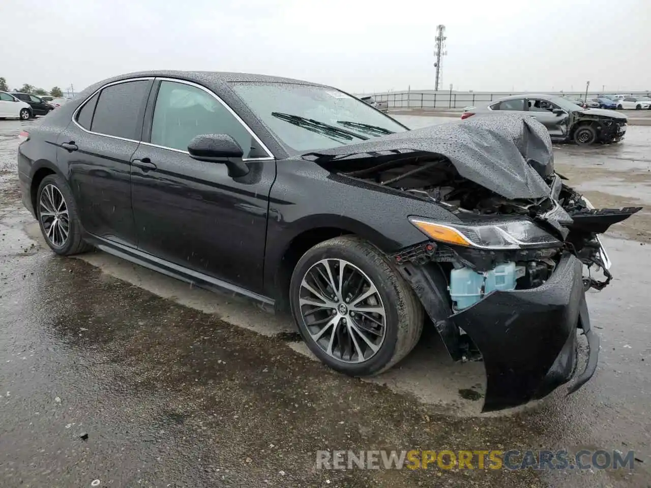 4 Photograph of a damaged car 4T1B11HK1KU842483 TOYOTA CAMRY 2019