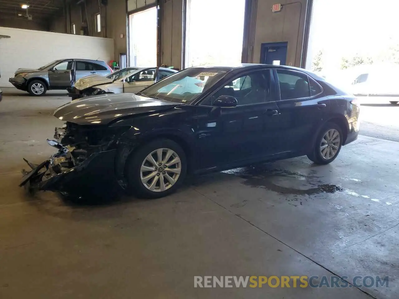 1 Photograph of a damaged car 4T1B11HK1KU846873 TOYOTA CAMRY 2019