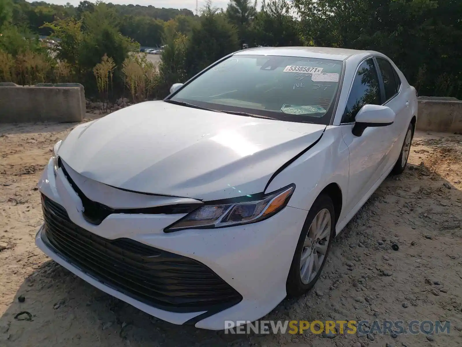 2 Photograph of a damaged car 4T1B11HK1KU851040 TOYOTA CAMRY 2019