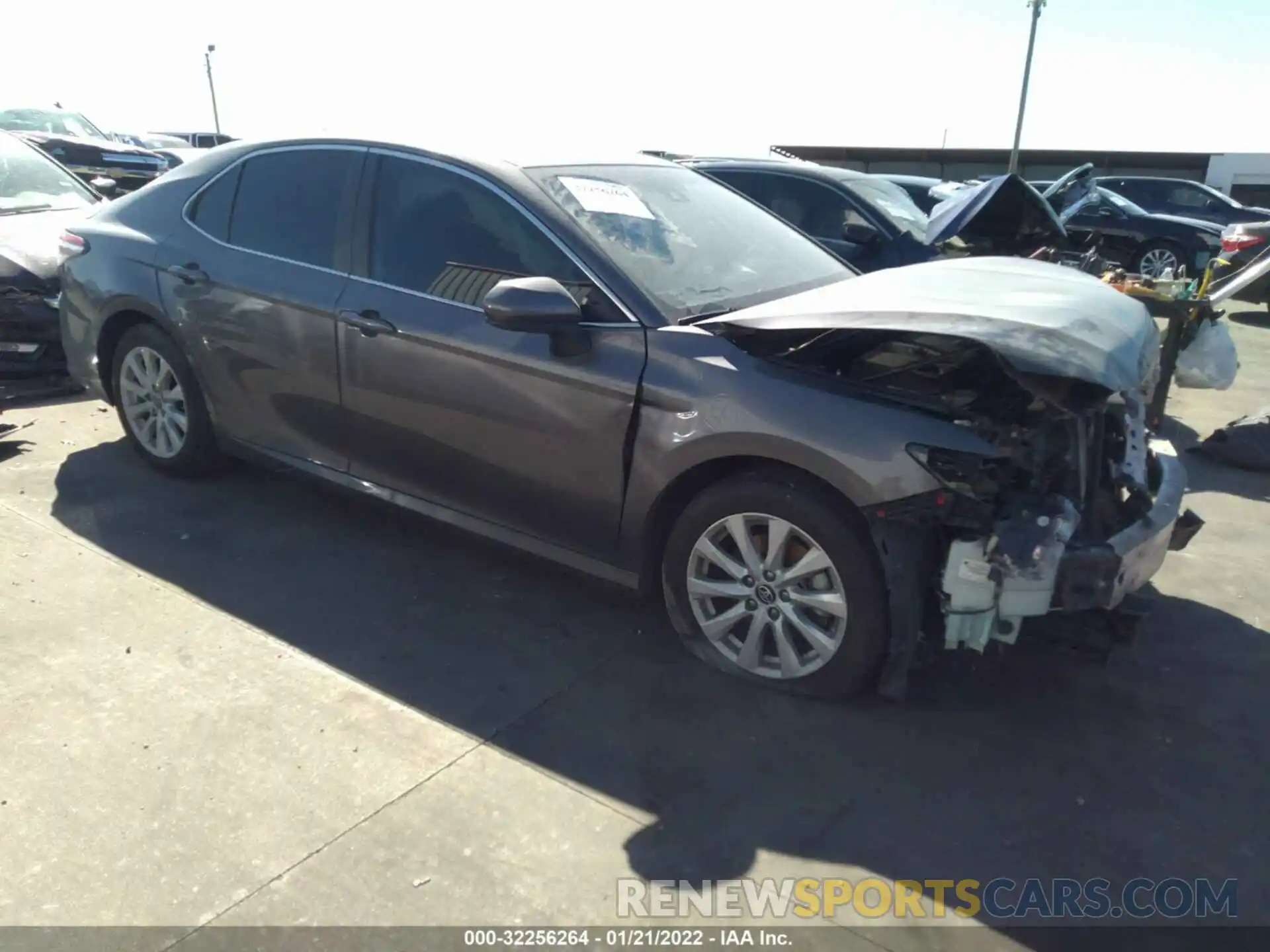 1 Photograph of a damaged car 4T1B11HK1KU851684 TOYOTA CAMRY 2019