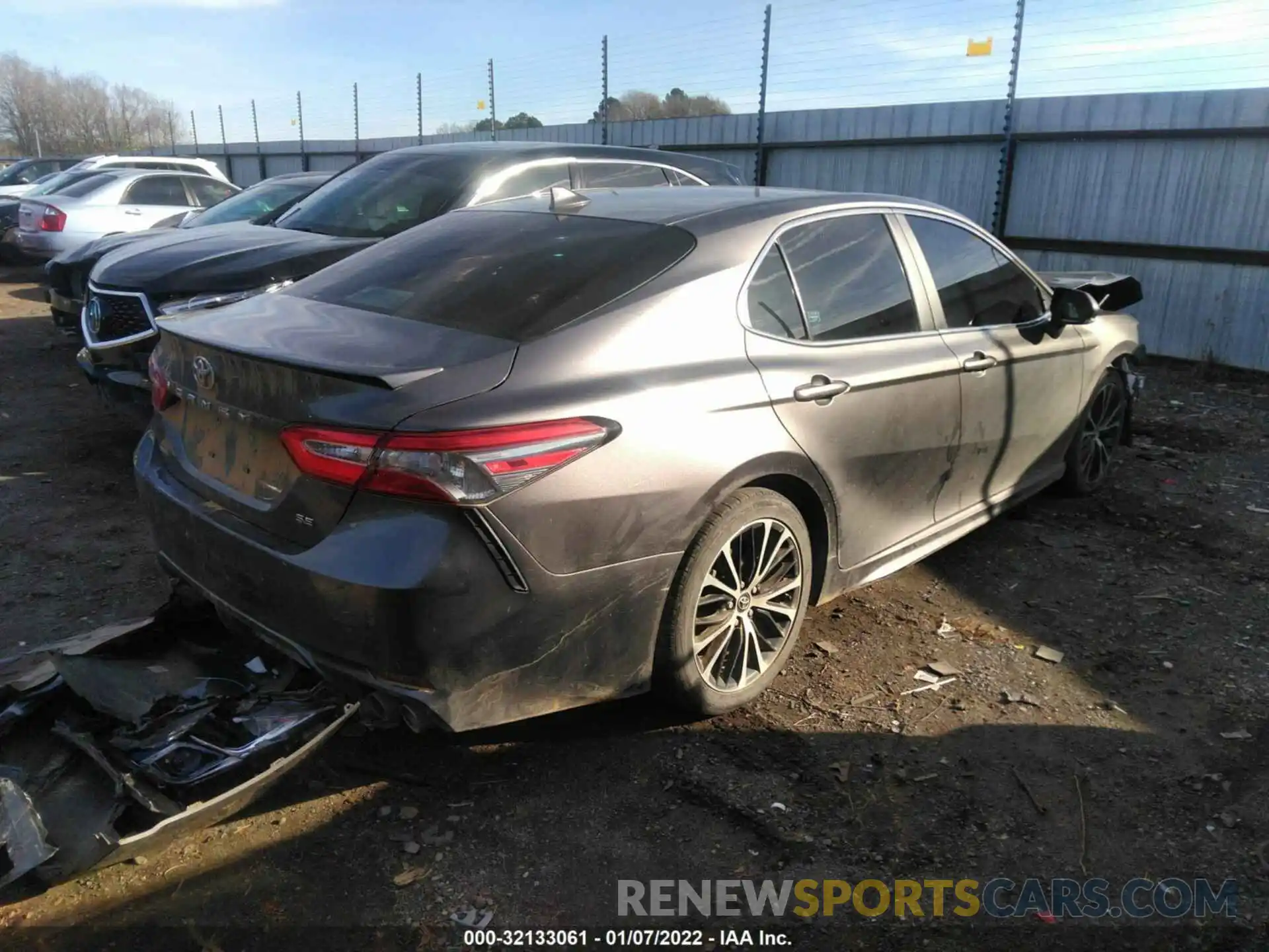 4 Photograph of a damaged car 4T1B11HK1KU853127 TOYOTA CAMRY 2019