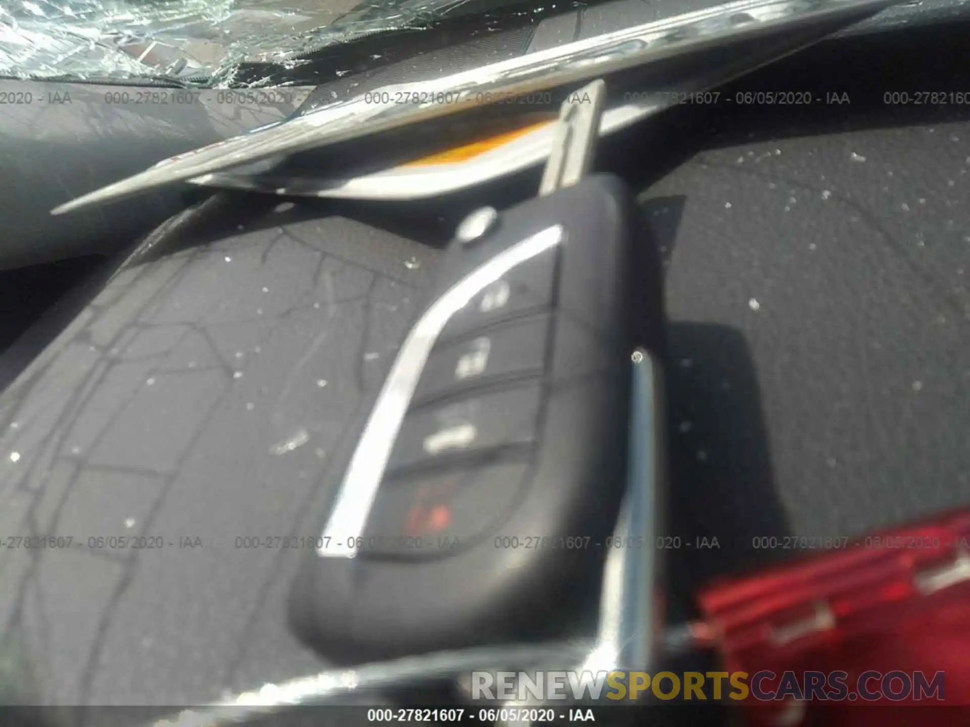 11 Photograph of a damaged car 4T1B11HK1KU853290 TOYOTA CAMRY 2019