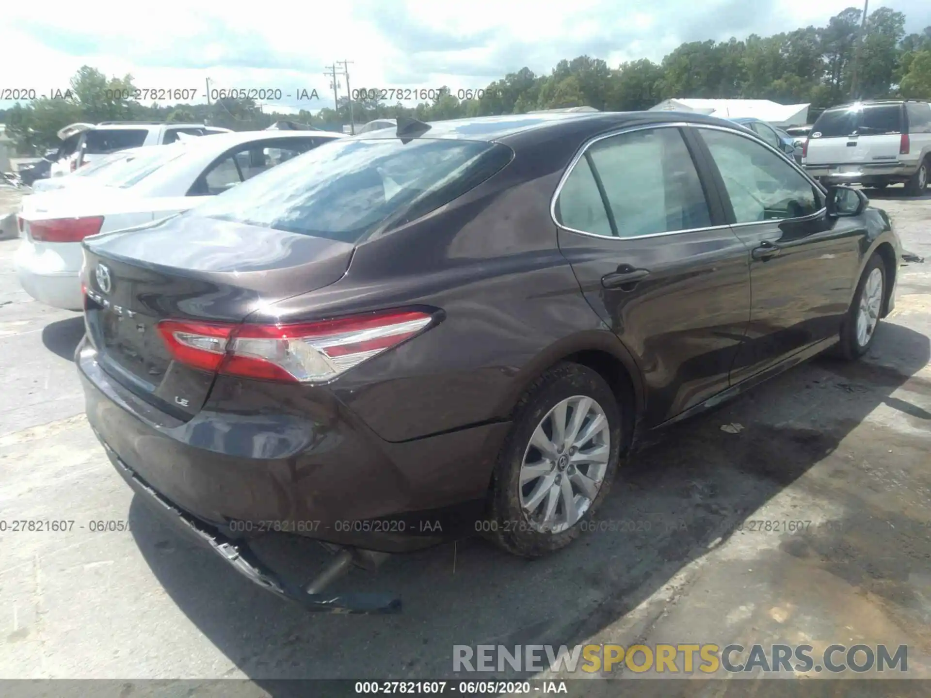 4 Photograph of a damaged car 4T1B11HK1KU853290 TOYOTA CAMRY 2019