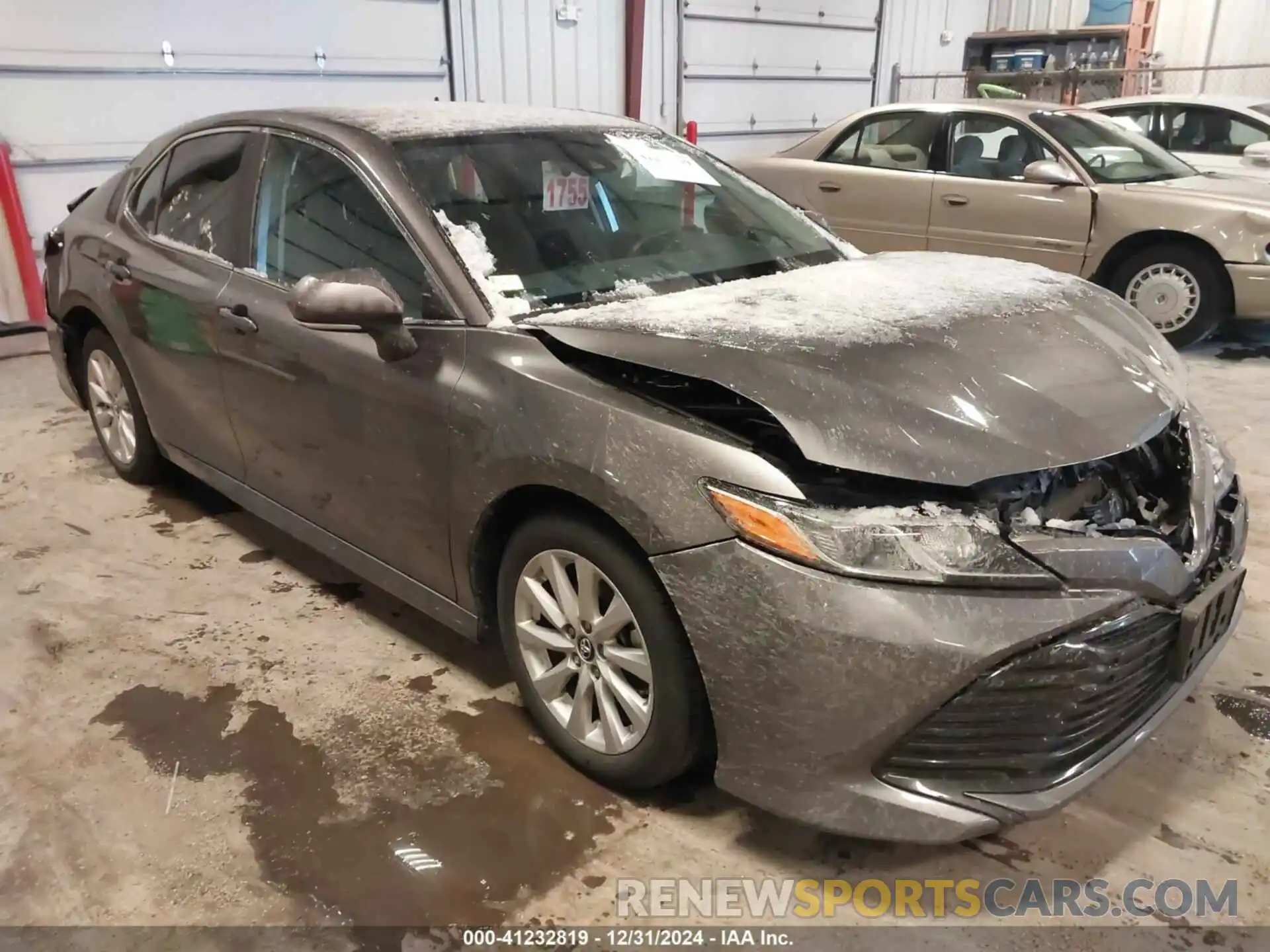 1 Photograph of a damaged car 4T1B11HK1KU855671 TOYOTA CAMRY 2019