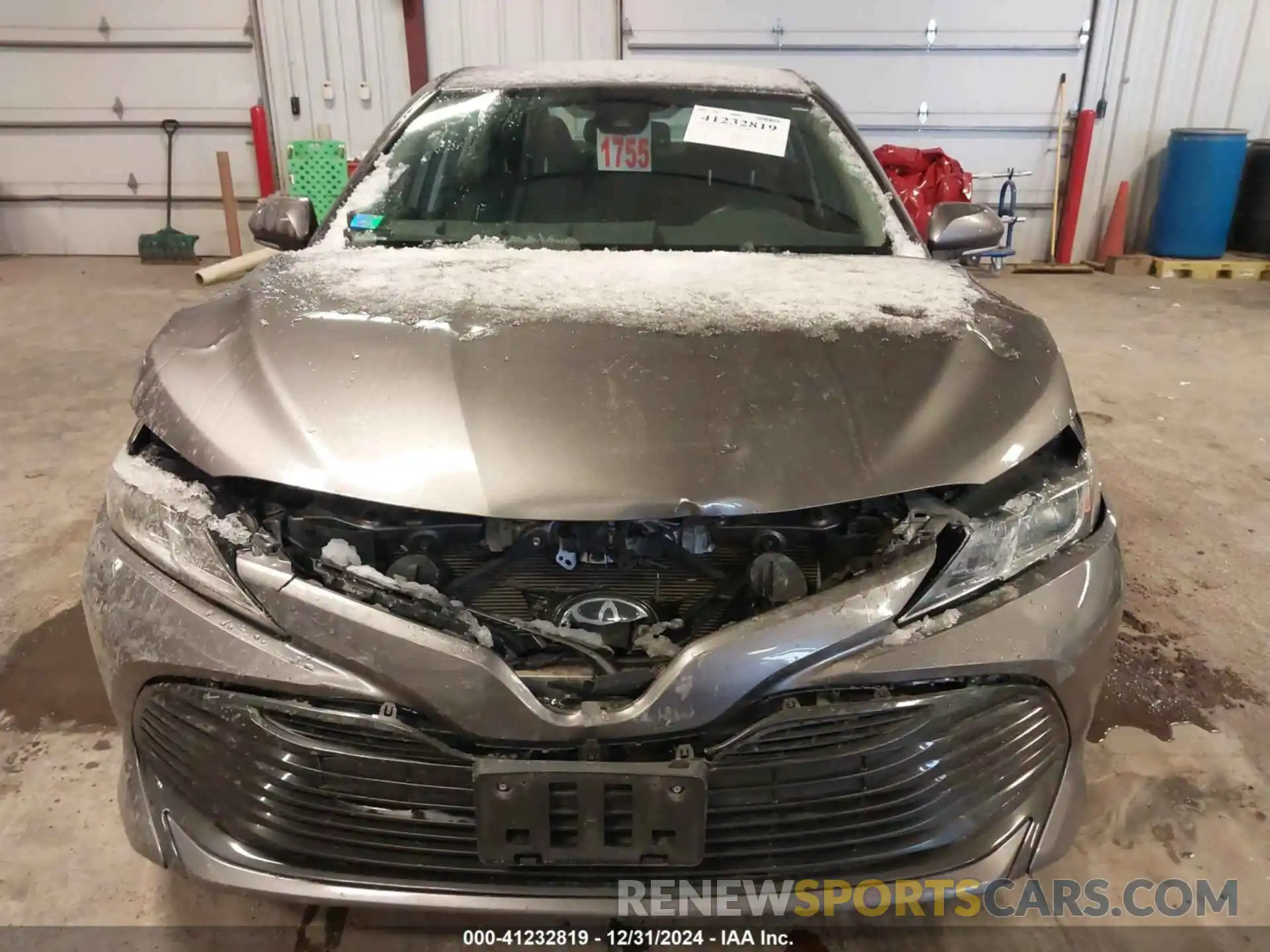 12 Photograph of a damaged car 4T1B11HK1KU855671 TOYOTA CAMRY 2019