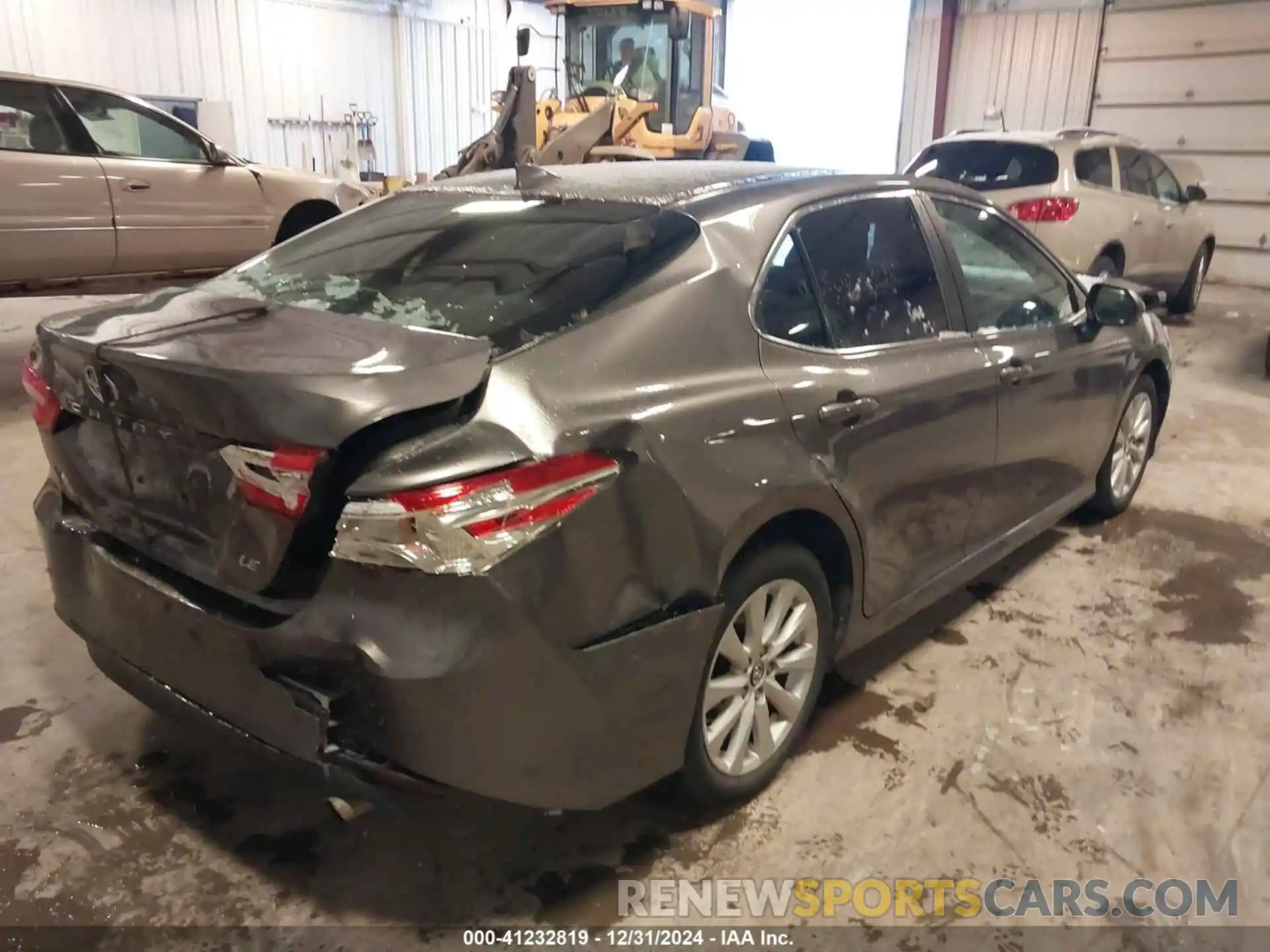 4 Photograph of a damaged car 4T1B11HK1KU855671 TOYOTA CAMRY 2019