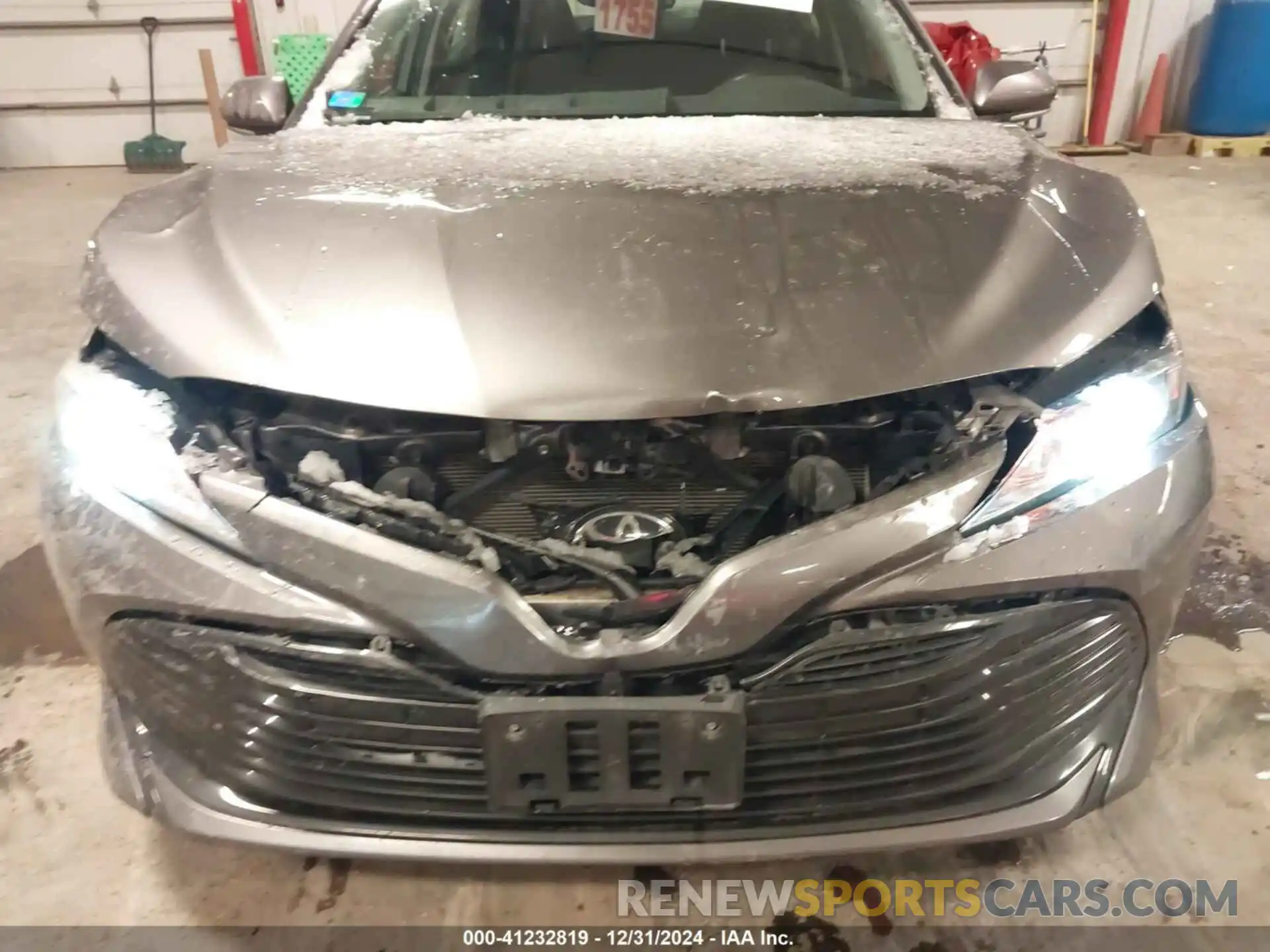 6 Photograph of a damaged car 4T1B11HK1KU855671 TOYOTA CAMRY 2019