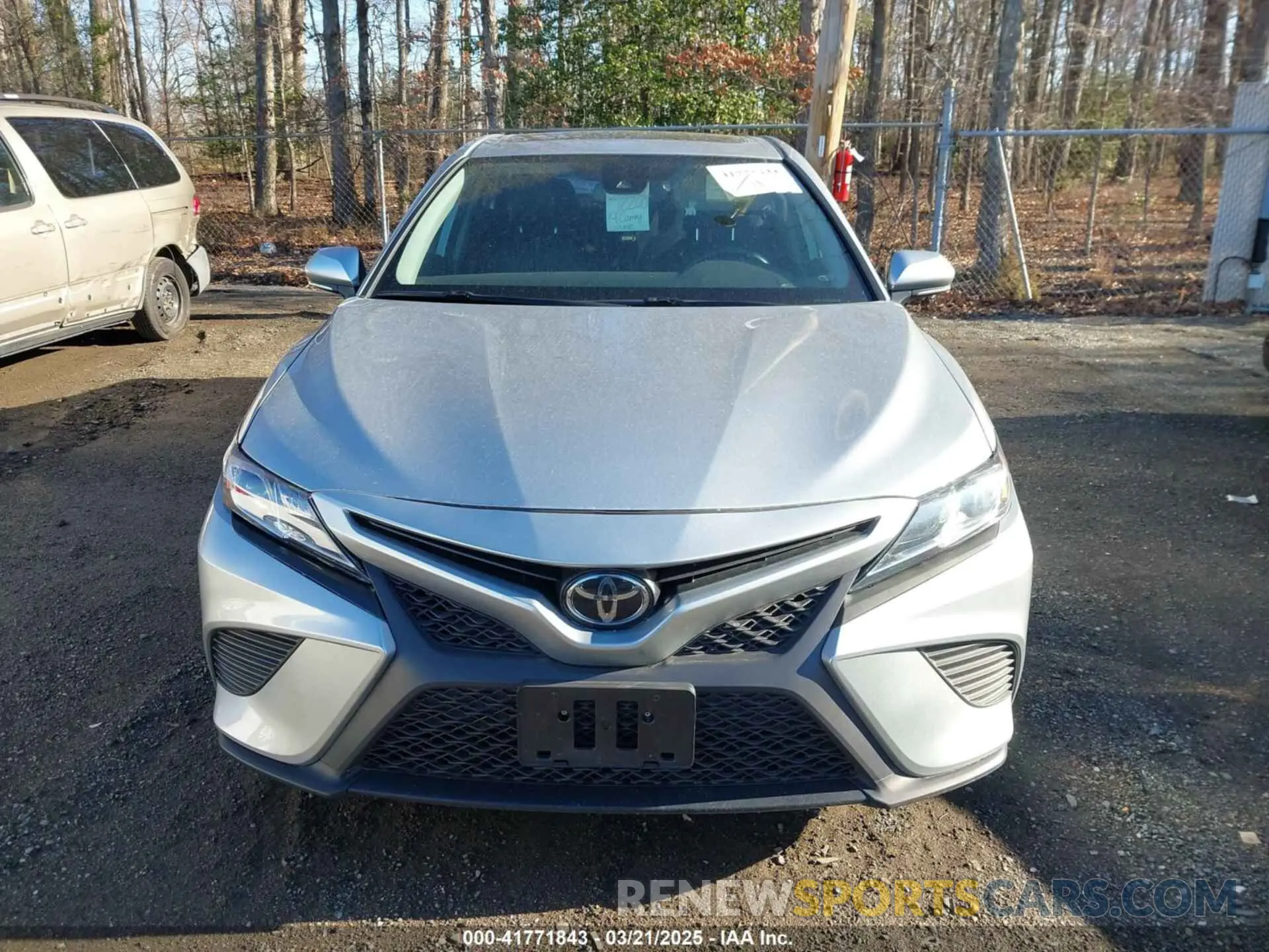 12 Photograph of a damaged car 4T1B11HK2K4776347 TOYOTA CAMRY 2019
