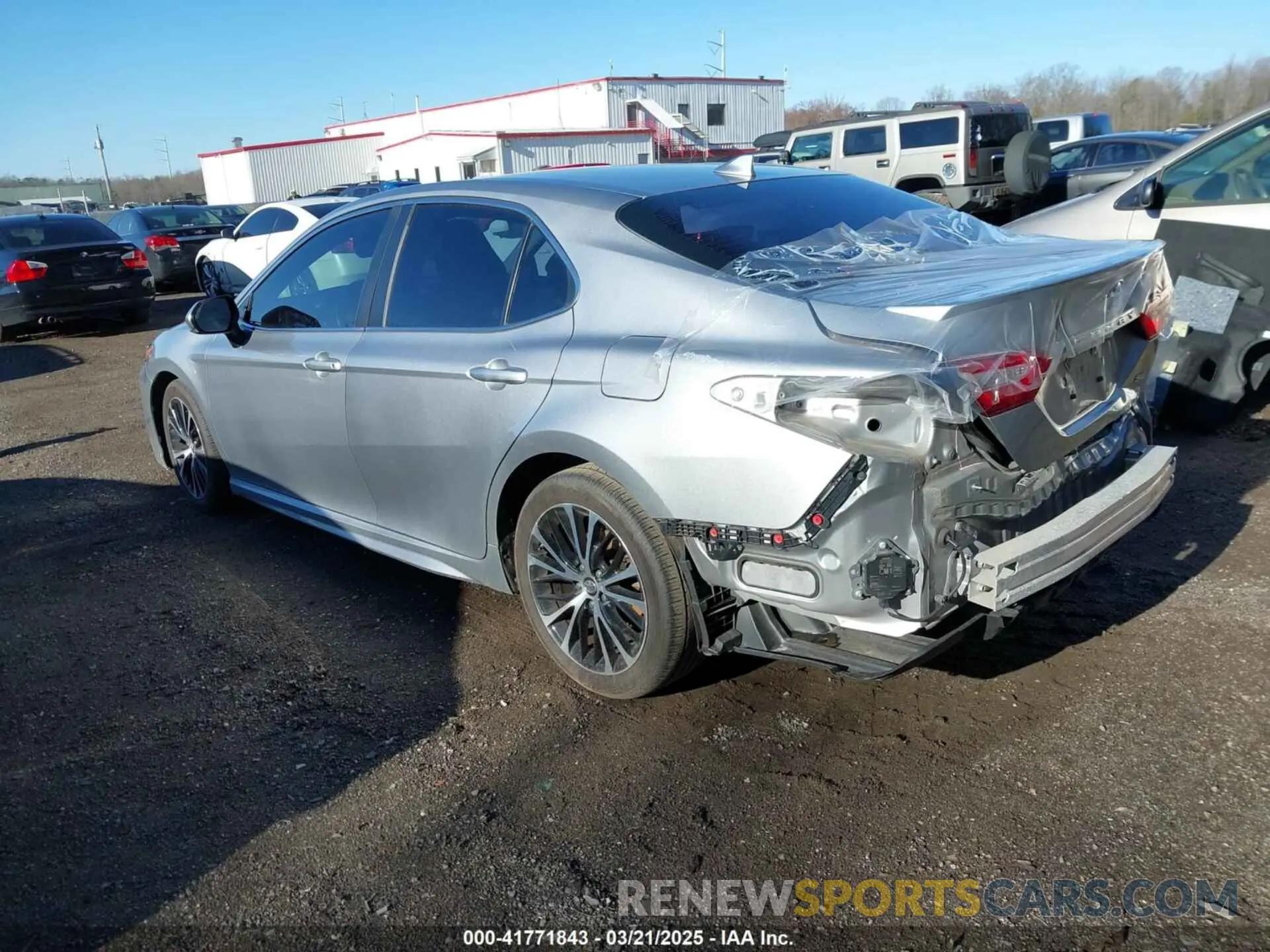 3 Photograph of a damaged car 4T1B11HK2K4776347 TOYOTA CAMRY 2019