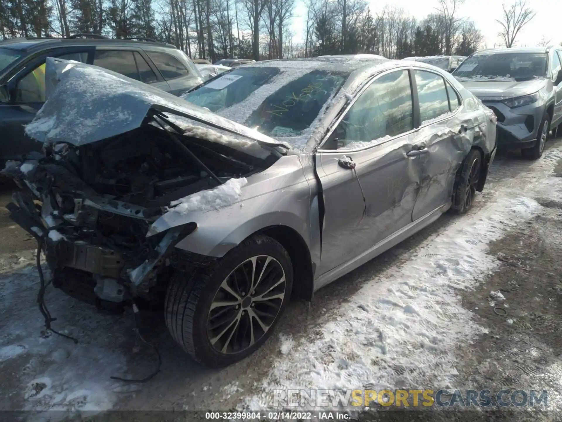 2 Photograph of a damaged car 4T1B11HK2KU162236 TOYOTA CAMRY 2019