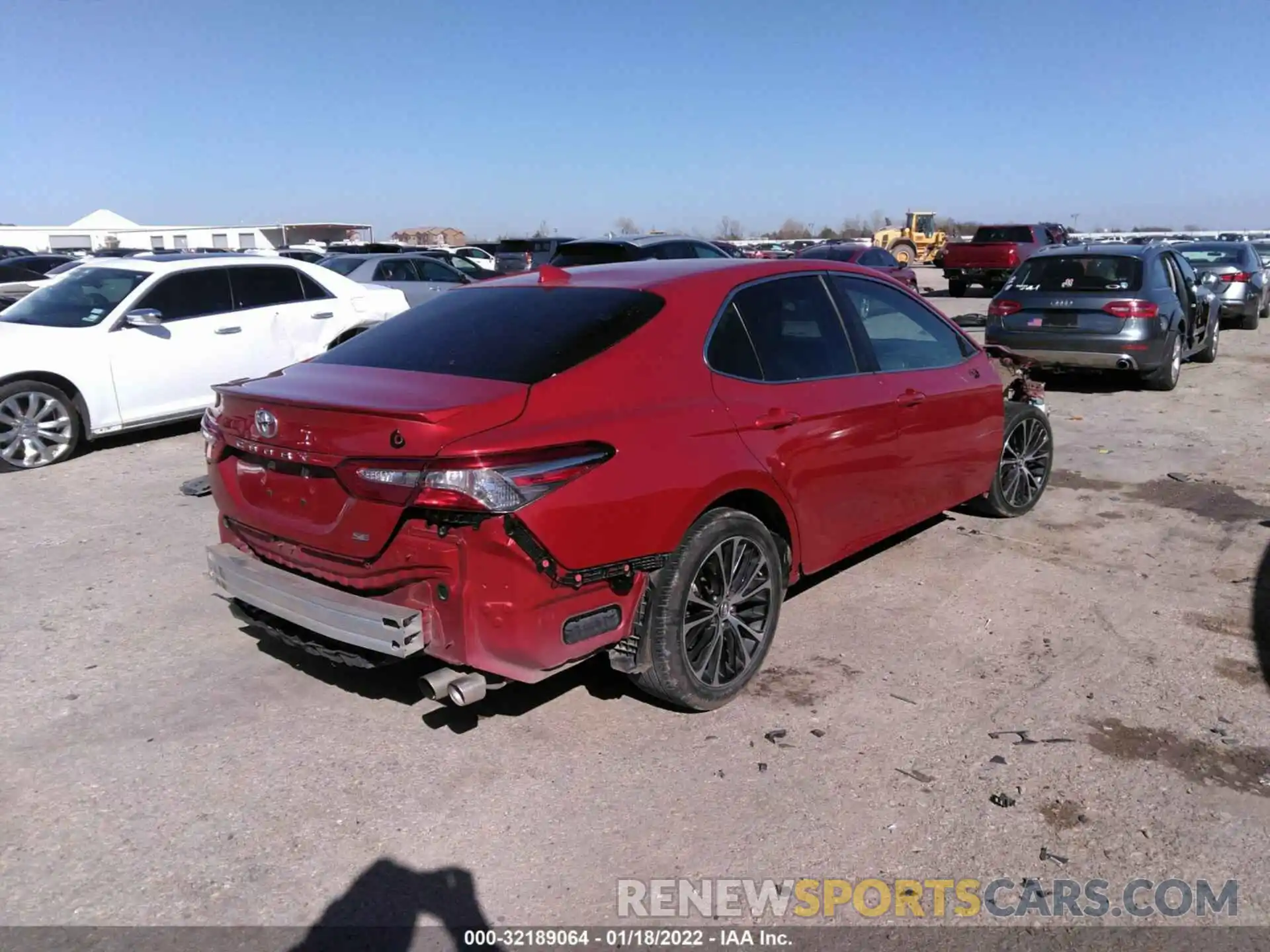 4 Photograph of a damaged car 4T1B11HK2KU165475 TOYOTA CAMRY 2019