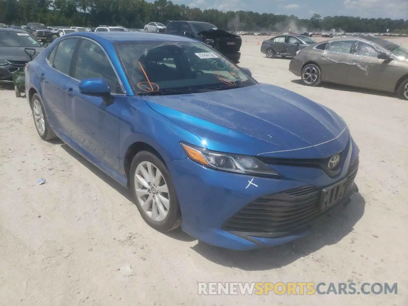 1 Photograph of a damaged car 4T1B11HK2KU165735 TOYOTA CAMRY 2019