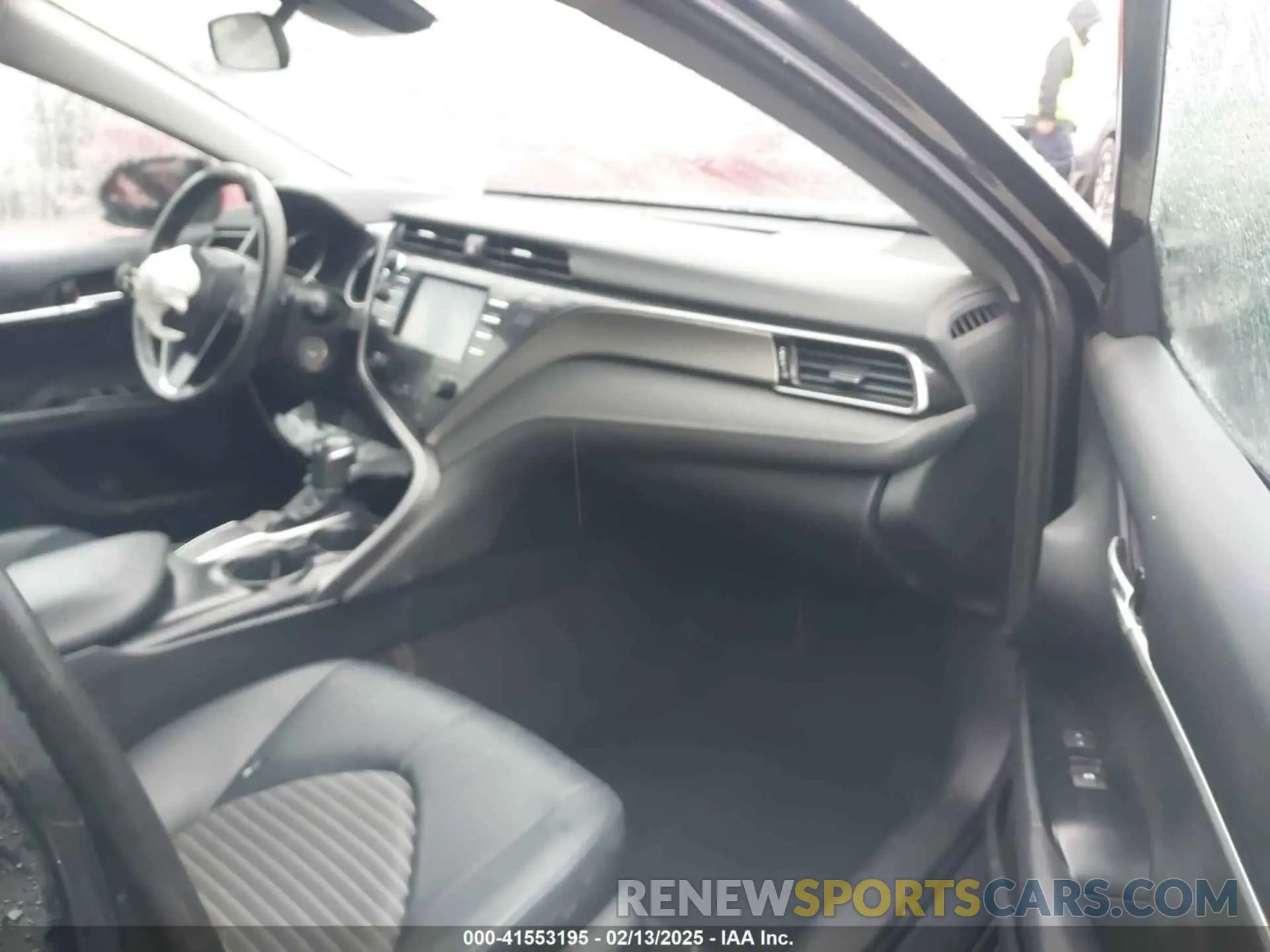 5 Photograph of a damaged car 4T1B11HK2KU166206 TOYOTA CAMRY 2019