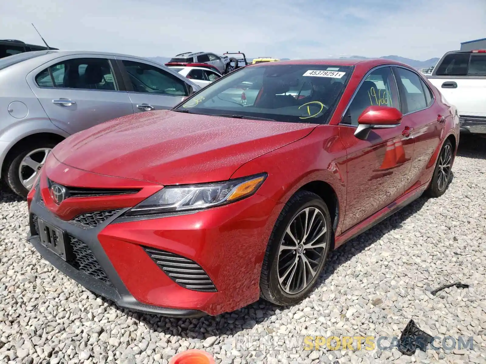 2 Photograph of a damaged car 4T1B11HK2KU167811 TOYOTA CAMRY 2019