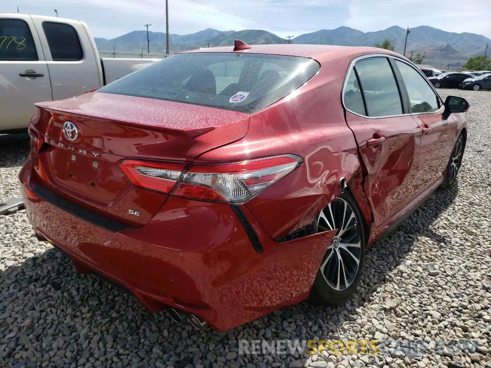 4 Photograph of a damaged car 4T1B11HK2KU167811 TOYOTA CAMRY 2019