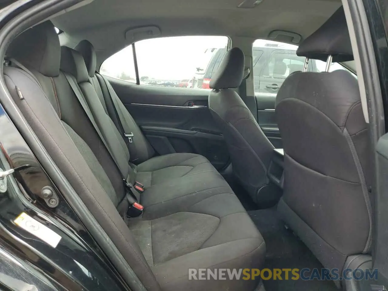 10 Photograph of a damaged car 4T1B11HK2KU171616 TOYOTA CAMRY 2019
